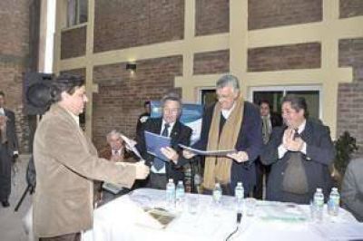 Construir�n un aer�dromo en la localidad de Barreal