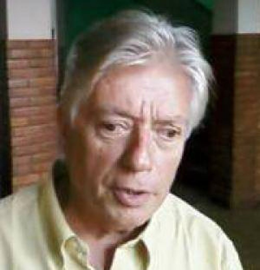 Diputado pide la destituci�n del presidente del Consejo general de Educaci�n