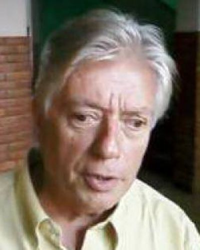 Diputado pide la destituci�n del presidente del Consejo general de Educaci�n