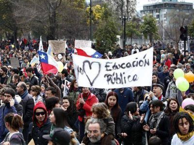 Chile autoriza la marcha estudiantil de este martes pero con otro trazado