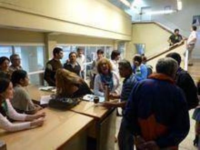 Paro y movilizaci�n en el Invico
