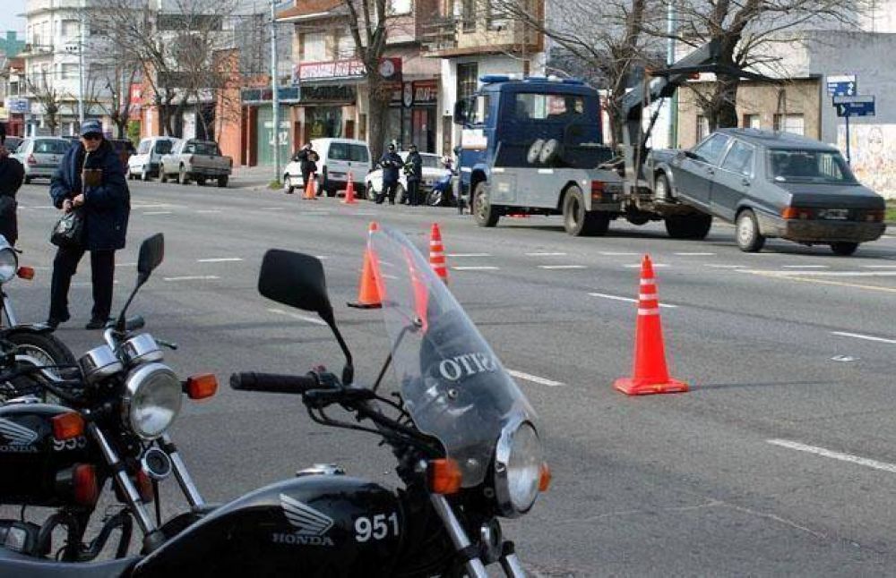 GRAL. PUEYRRED�N - Secuestraron m�s de 50 veh�culos en controles de tr�nsito 