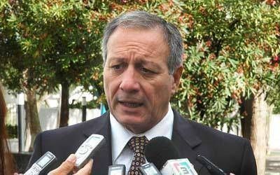 Hern�ndez admiti� que Provincia �no puede pagar lo que piden los m�dicos�