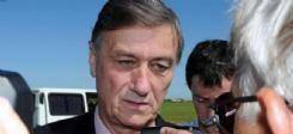 �Las provincias necesitamos la nacionalizaci�n del pa�s�