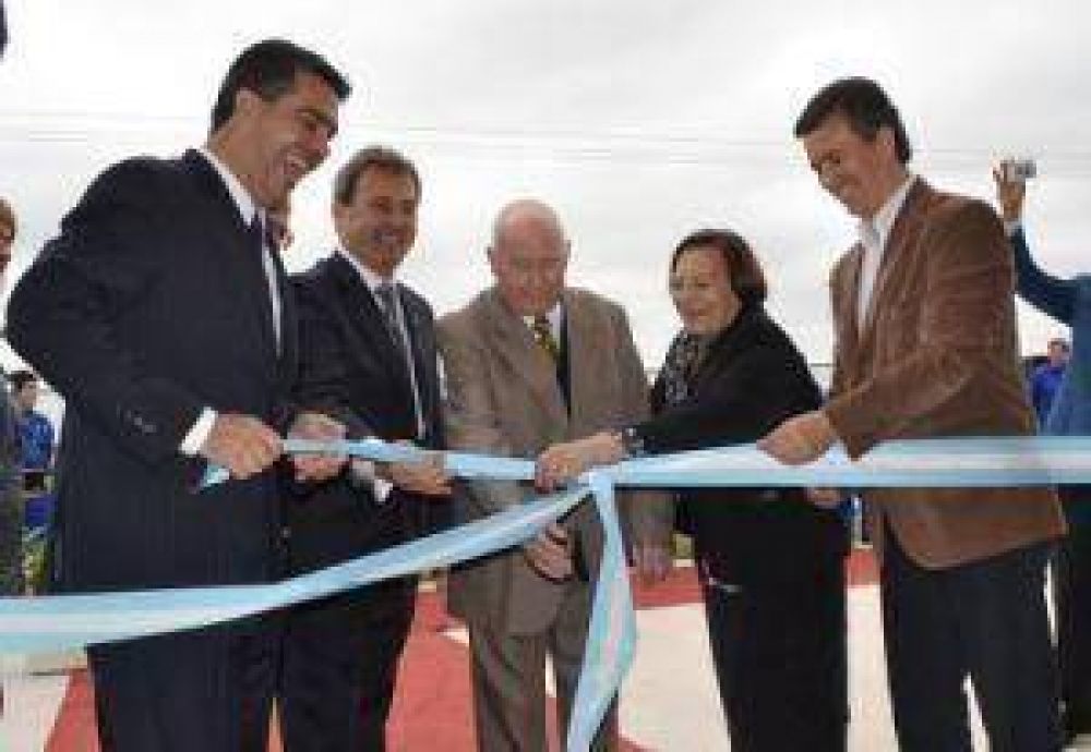 Industria de colchones chaque�a se radica en S�enz Pe�a y generar� 150 puestos de trabajo