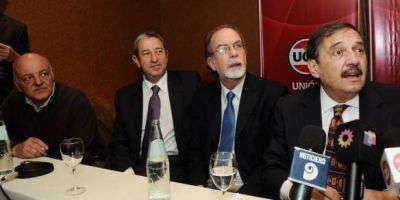 Julio Cobos no acompa�ar� a Ricardo Alfons�n en su cierre de campa�a