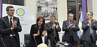 Los intendentes K reafirman apoyo a Cristina  