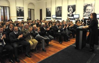 Intendentes cordobeses en Casa de Gobierno por la reelecci�n de Cristina 