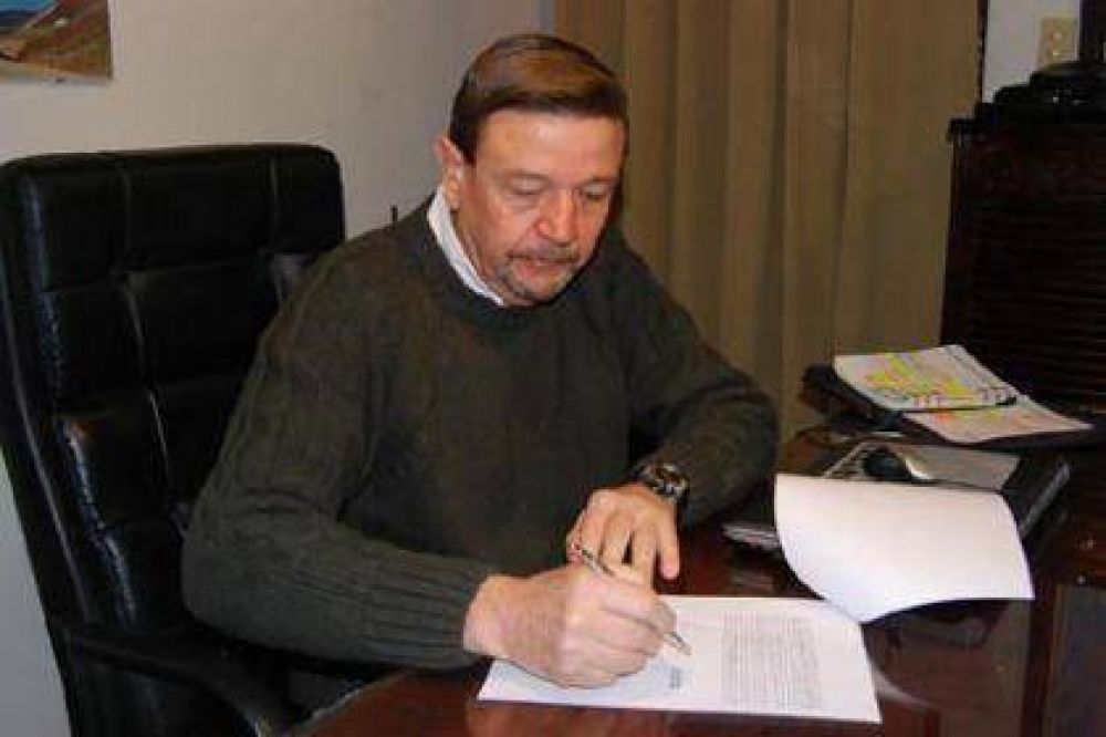 LUEGO DE VEINTE A�OS DE INICIADA, EL FUNCIONARIO TRABAJADOR CULMINAR� LA TRAZA