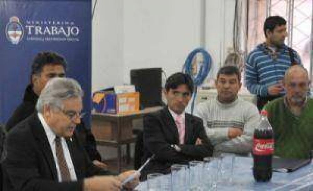 Unitan trabaja desde ayer despu�s de superarse el conflicto