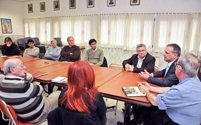 Buzzi se interioriz� de la actualidad de las escuelas salesianas y diocesanas