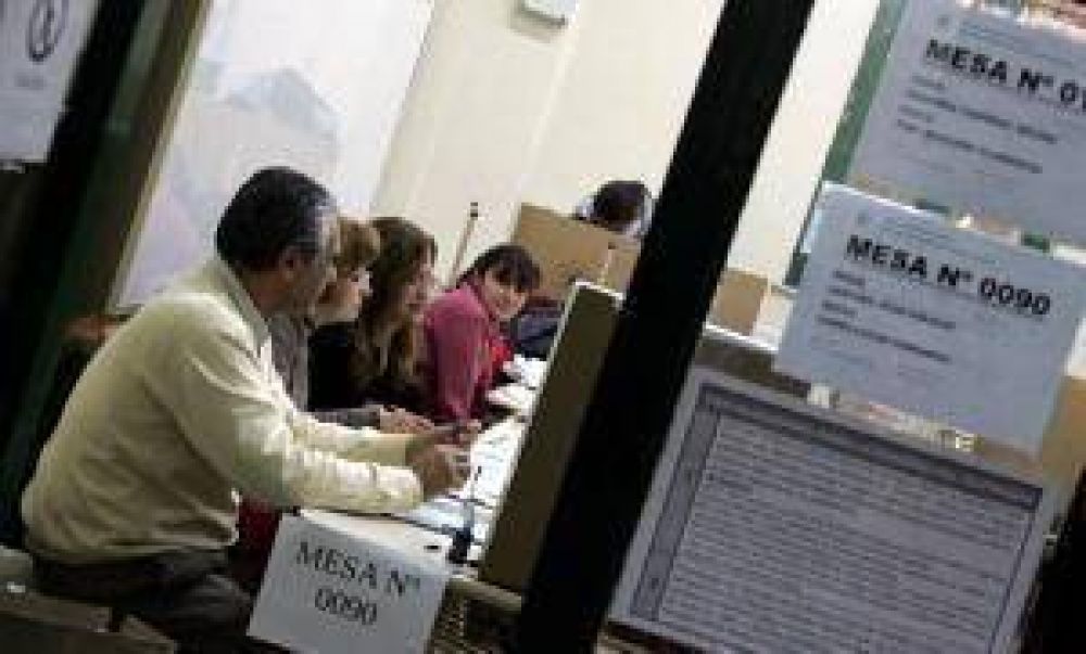 Arranc� el escrutinio definitivo en C�rdoba 