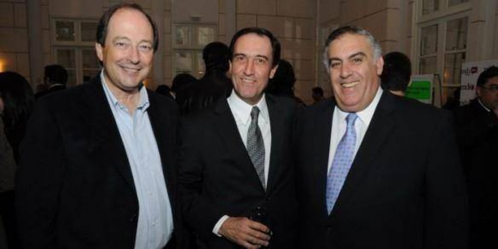 El arrepentido: a cuatro d�as de la votaci�n, Sanz admite "no me deber�a haber bajado"