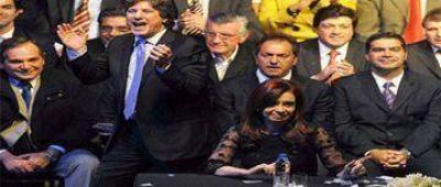 Beder Herrera particip� del acto de cierre de Cristina 