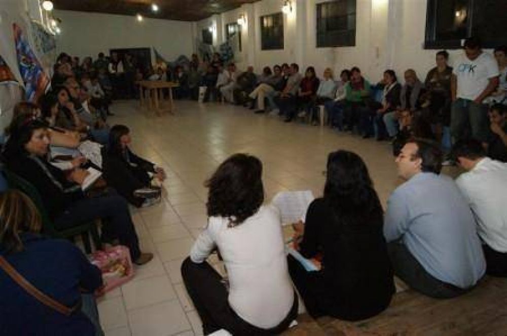 Candidatos del FPV cerraron sus campa�as con diferentes actos