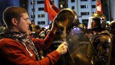 Hay 396 detenidos y 78 heridos por la marcha de estudiantes en Chile
