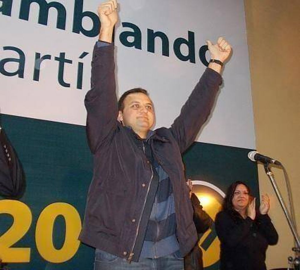 Daniel Ivoskus: "Vamos a continuar, el modelo que transform� San Mart�n"