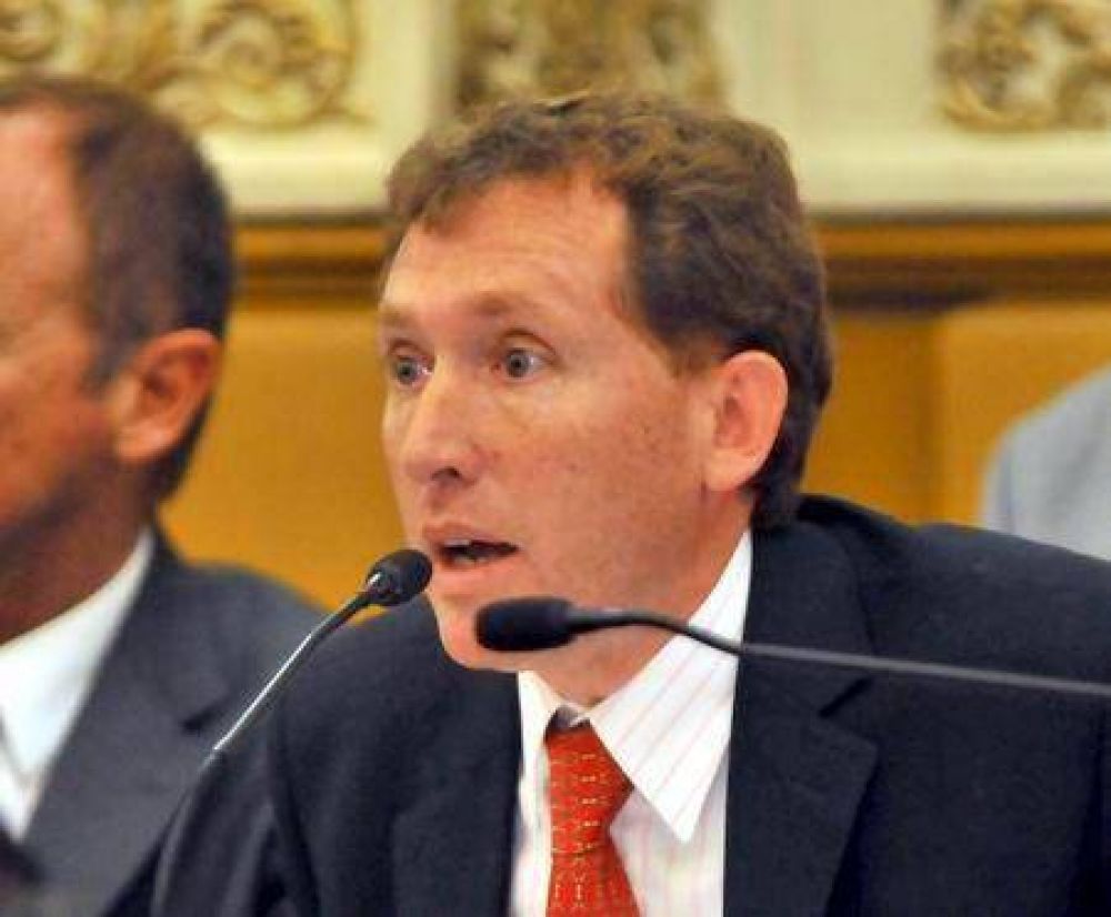 Dante Rossi: �La venta es para la caja en un a�o electoral�