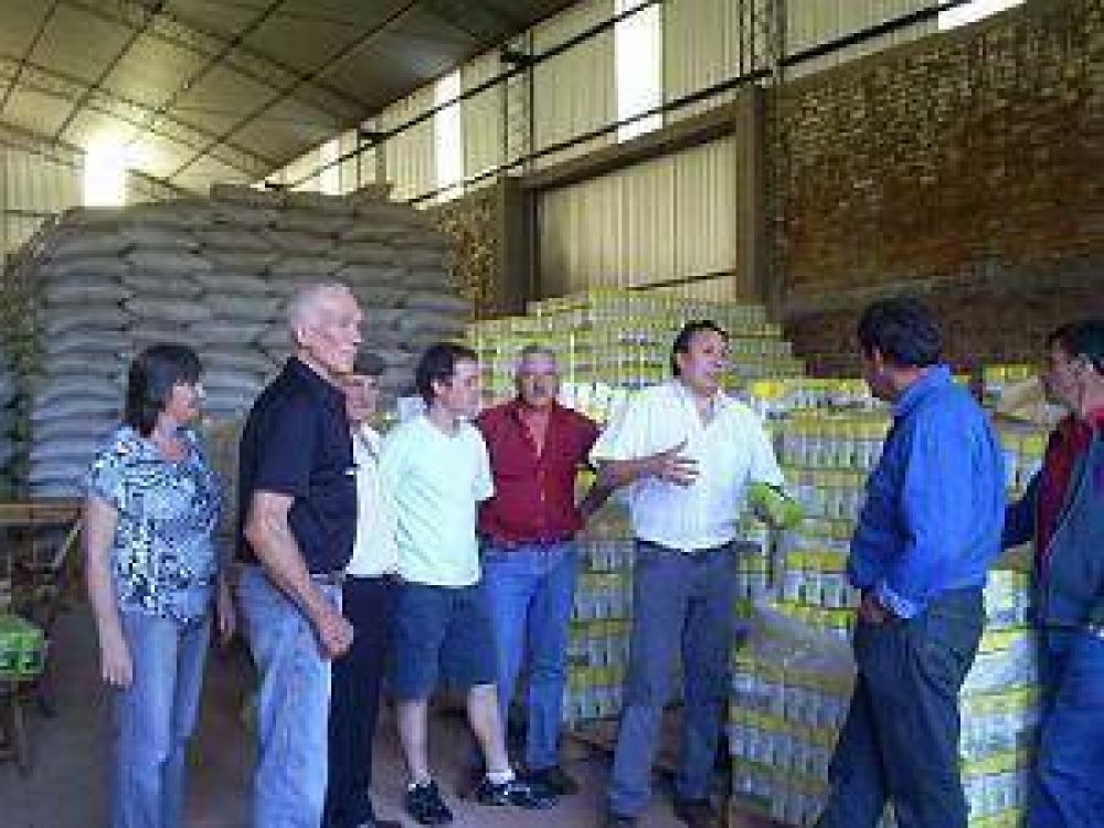 En Campo Ram�n, yerbateros quieren montar un secadero