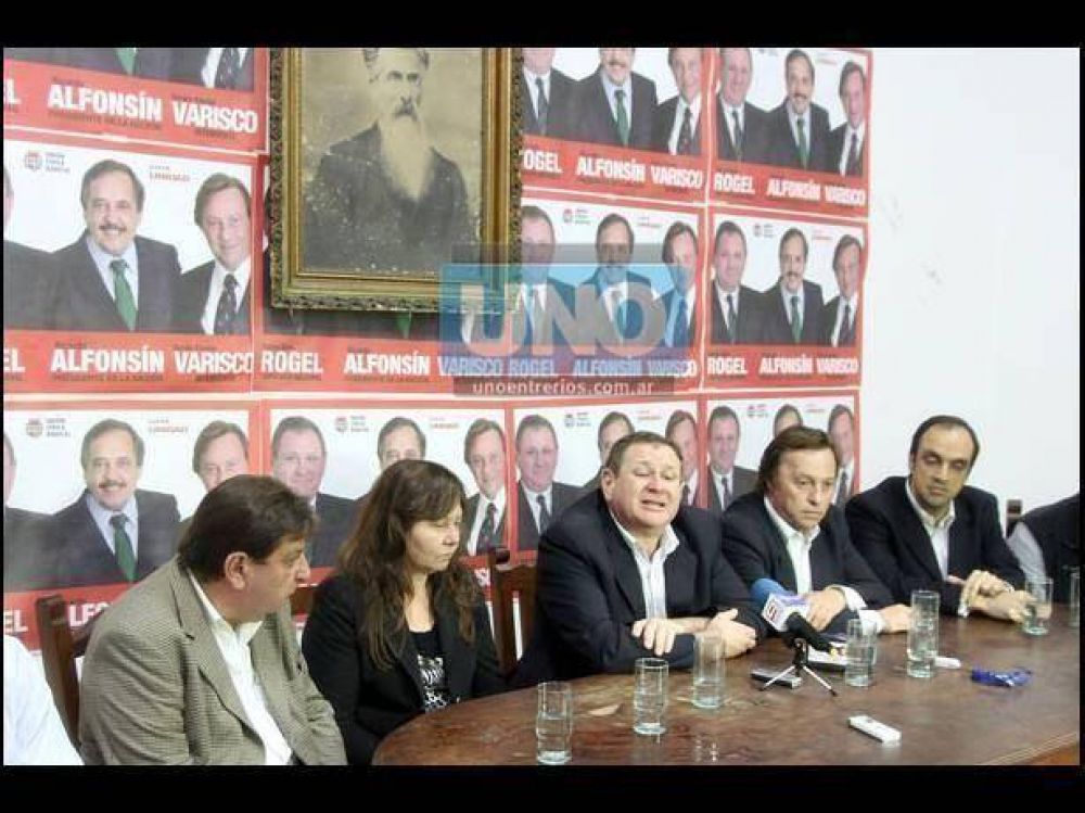 El radicalismo apuesta a que el domingo Alfons�n salga segundo en la provincia