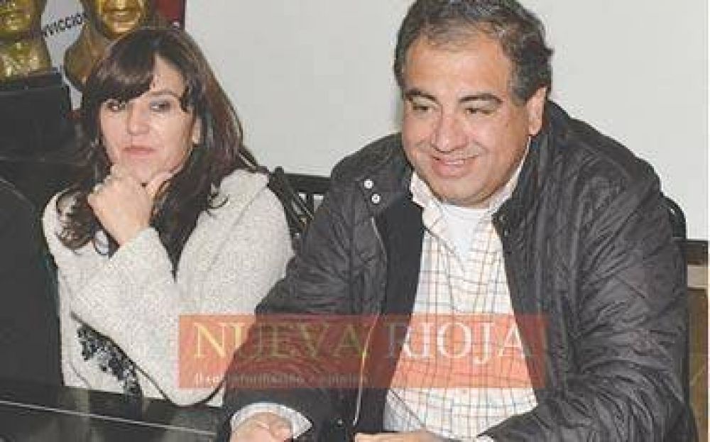 Los candidatos radicales recorrieron los medios  