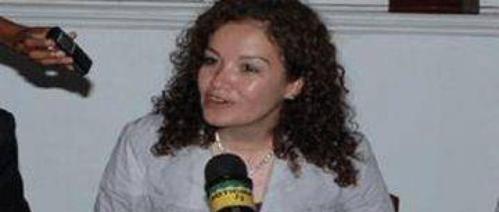 Luna:"Hoy la pol�tica manda en Argentina"  