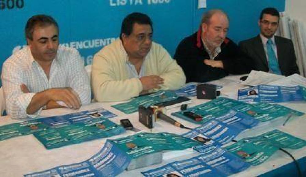Nuevo Encuentro cerr� su campa�a con una conferencia