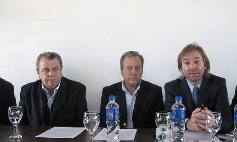 Se firm� el convenio con LAER y vuelven los vuelos a Necochea
