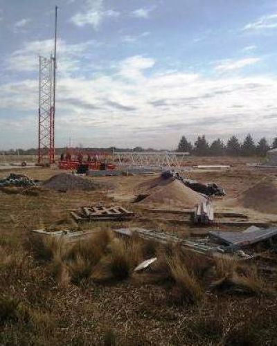En un mes terminan de instalar la antena de televisi�n abierta en Santa Rosa