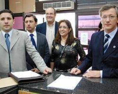 Magistrados solicitan se declare la inconstitucionalidad de la Constituci�n 