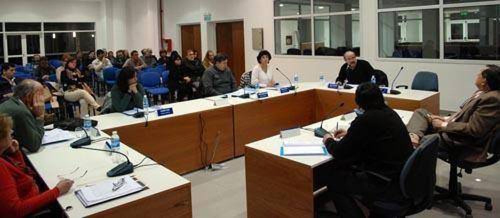Aprobaron convocatoria a elecciones
