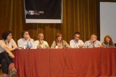 Hoy ser� el cierre del I Encuentro Internacional de Microrrelato