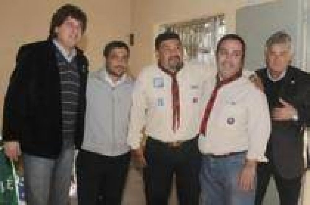 El intendente de Berazategui visit� la sede de los scouts 
