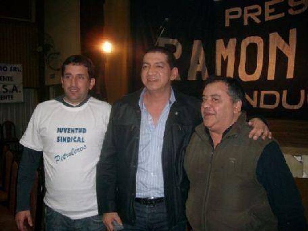 Lanzamiento de la Juventud Petrolera: �La vida del trabajador siempre es una lucha� sentenci� Garaza
