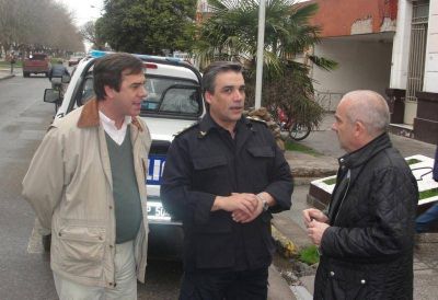 SE ENTREGARON SEIS MOVILES POLICIALES NUEVOS PARA LA ESTACION DE BALCARCE 