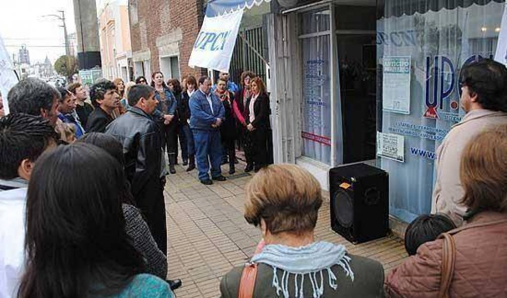 La UPCN inaugur� su biblioteca con un emotivo acto