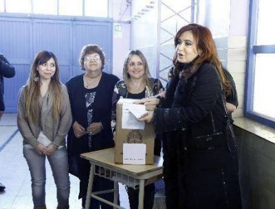 "Todos los partidos mostraron sus propuestas en los medios"