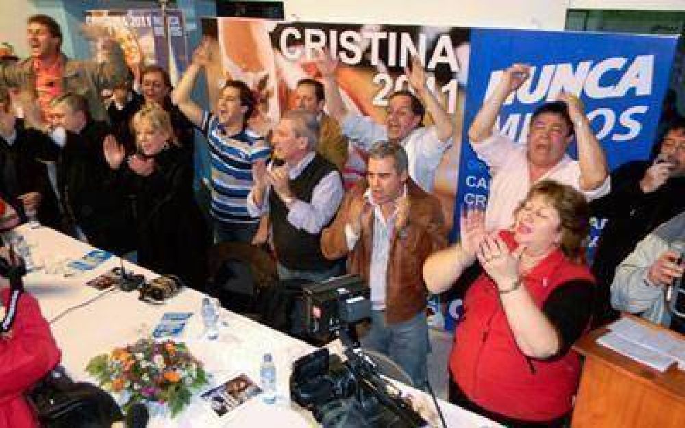 Cristina tambi�n arras� en Chubut