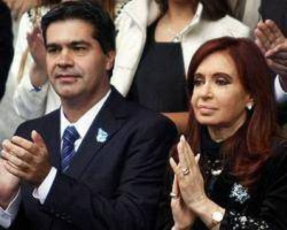 Cristina felicit� a Capitanich por el amplio triunfo del FpV en el Chaco 
