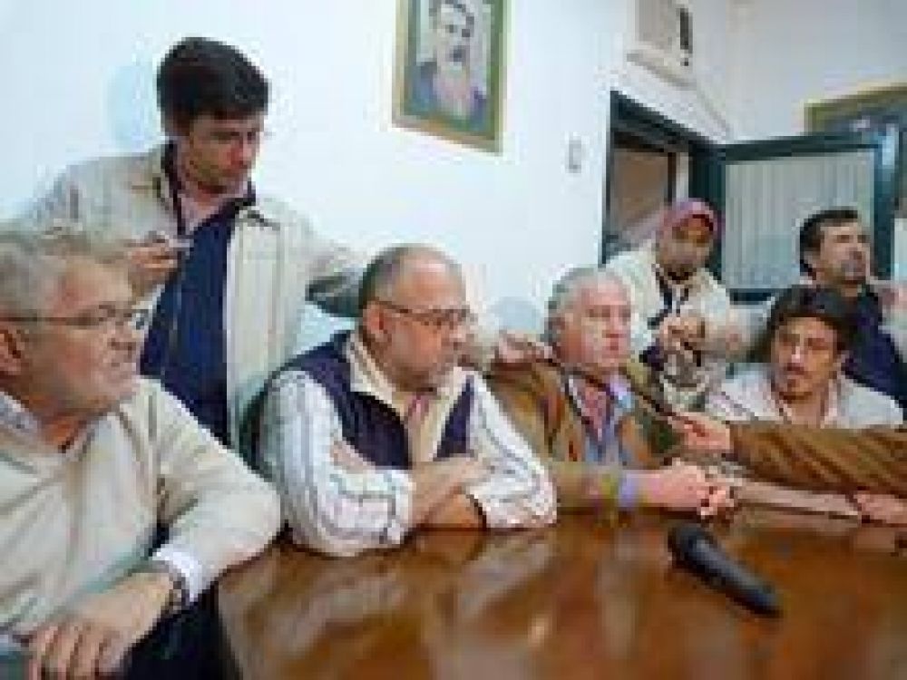 El radicalismo reconoci� el triunfo K y minimiz� el peso de las primarias