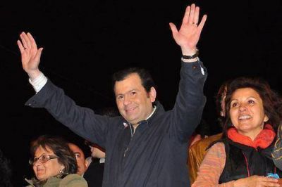 El Frente C�vico arras� en todos los departamentos