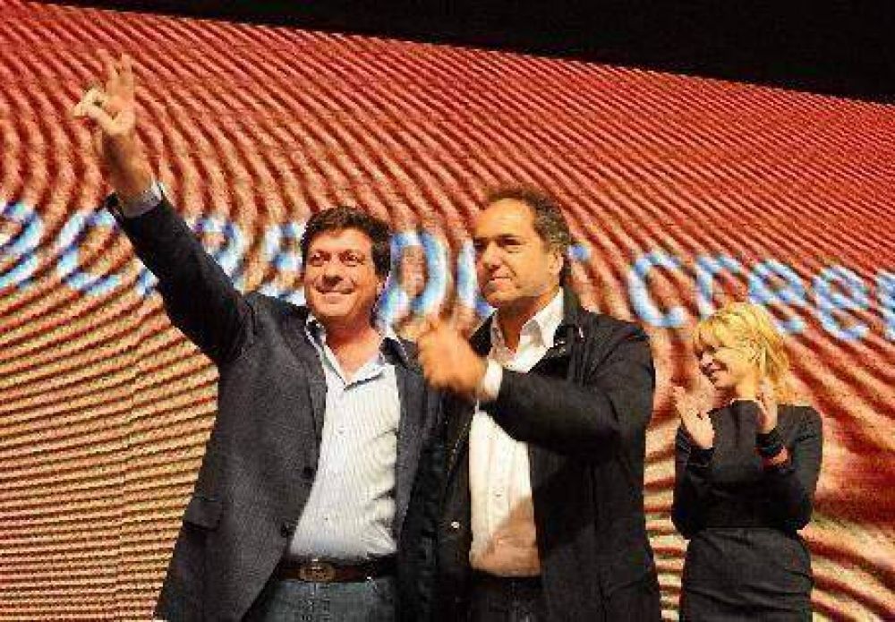 Daniel Scioli agradecido :"el esfuerzo vale la pena"  