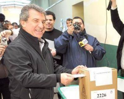 Urribarri logr� m�s del 45 por ciento