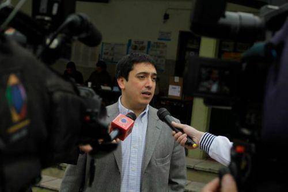 Ventaja para Sacca en la interna radical de Tucum�n