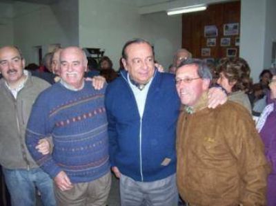 Claro triunfo de S�nchez en las elecciones primarias locales 