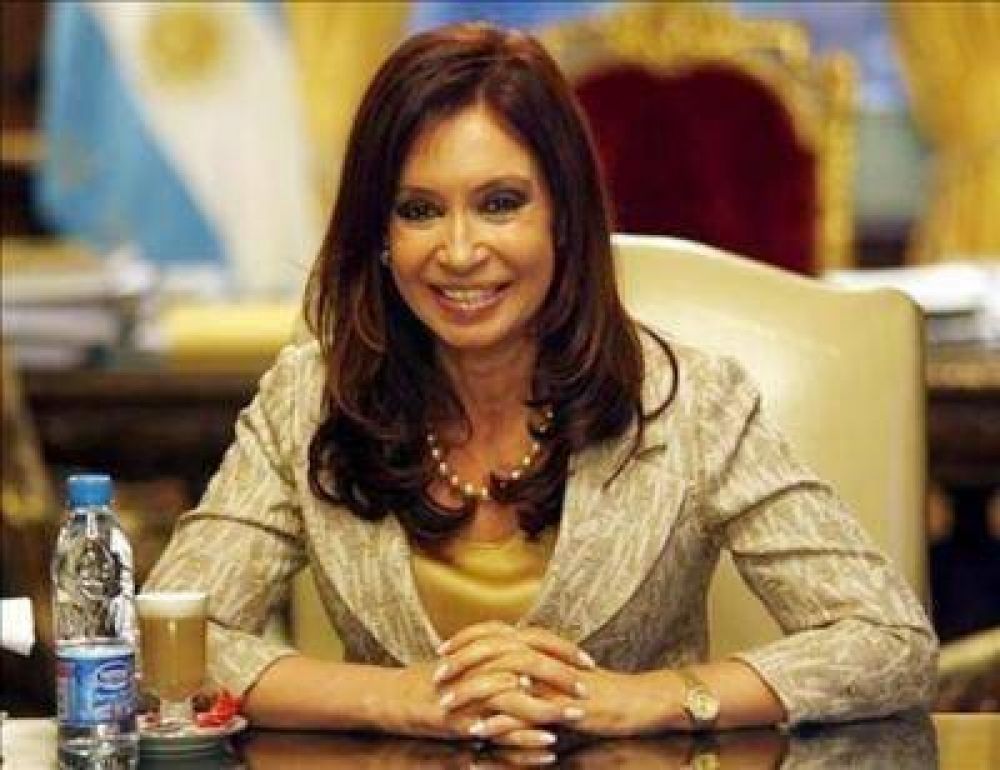 CRISTINA SUPER� EL 50 % DE LOS VOTOS   
