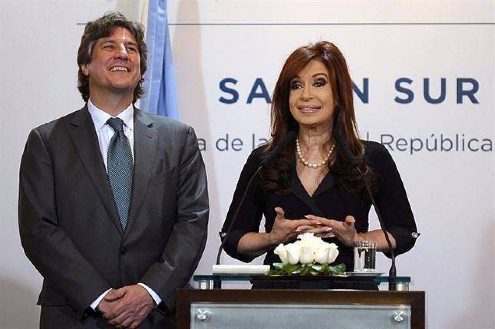 Cristina llam� a la oposici�n a dialogar en el Parlamento y pidi� "no cre�rsela"