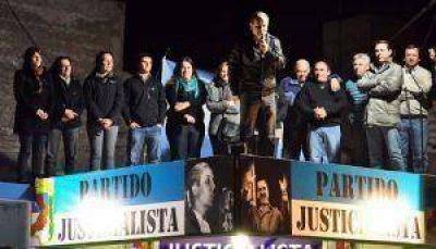 M�s de 2400 votos para Fern�ndez FPV