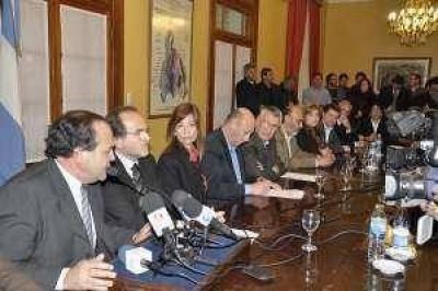 Gioja lanz� un plan estrat�gico comercial