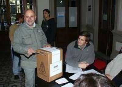Rub�n Allende super� el piso y podr� estar en octubre de candidato: �Superamos el desaf�o proscriptivo�